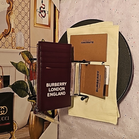 BURBERRY LONDON ENGLAND ALWYN LEATHER POUCH/CARD HOLDER - Picture 5 of 13